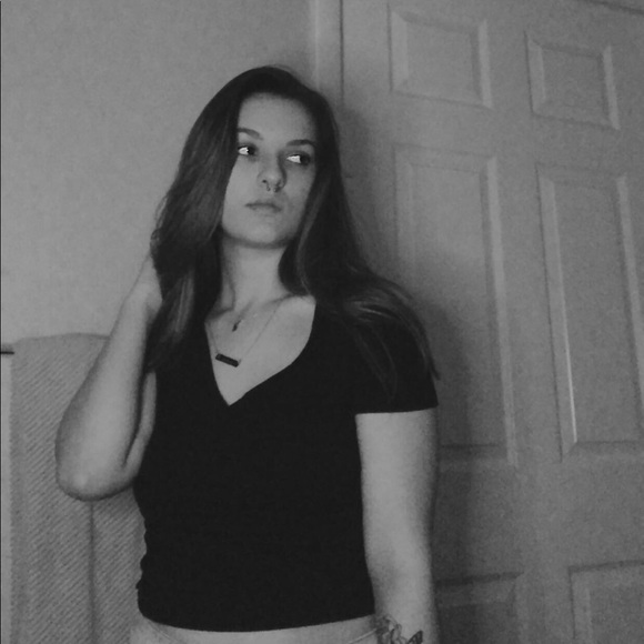 Meet your Posher, Savannah - Picture 1 of 1